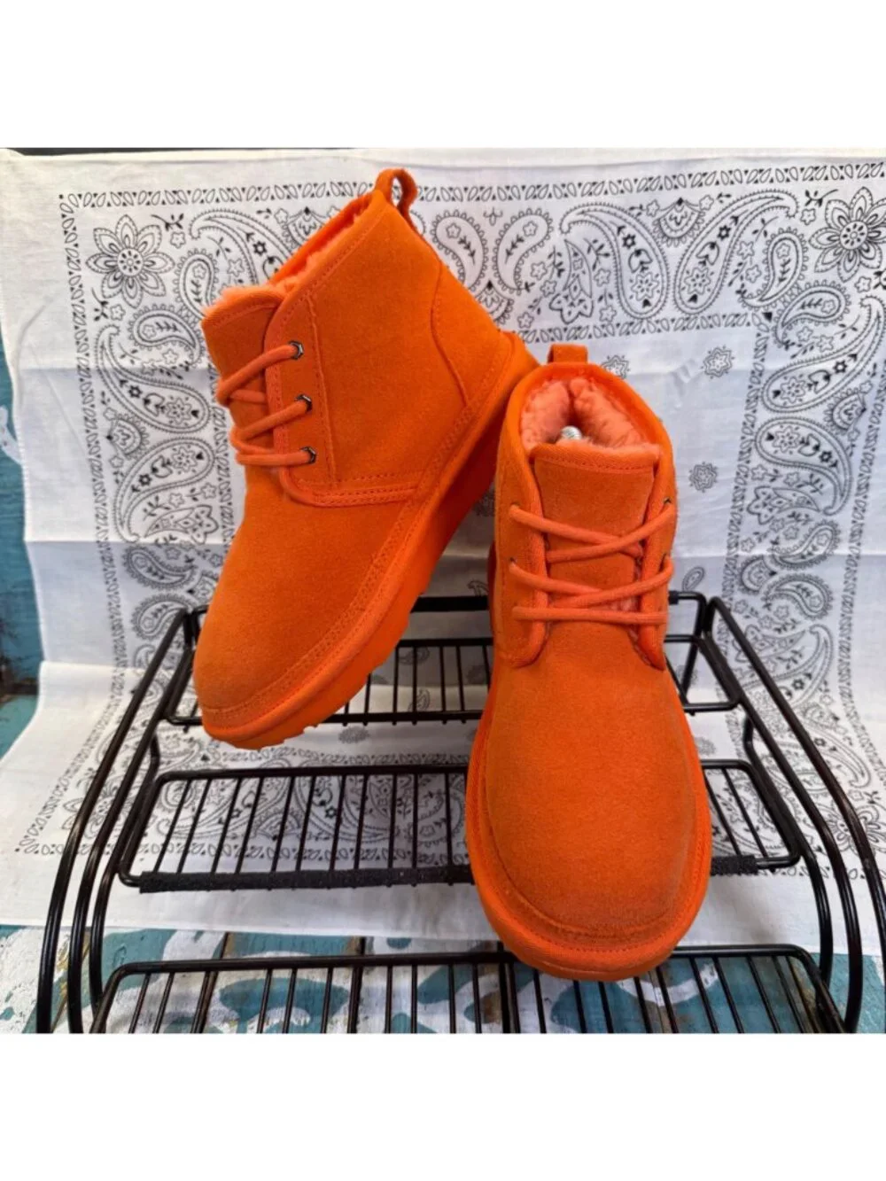 UGG Neumel II RARE Orange Suede Chukka Ankle Boot Youth 3/Womans 4.5 Worn 2X